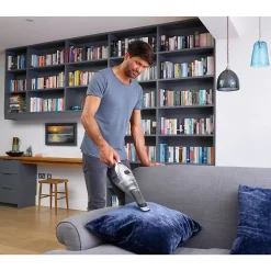 Aspirateur à main sans fil Dustbuster avec base BLACK+DECKER - 7,2V 2,0 Ah NVC220WC-QW