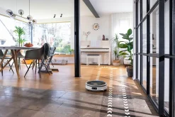 Aspirateur robot laveur Karcher RVF7 Comfort EXTRA - 13000 Pa - station de vidange automatique eau et poussière
