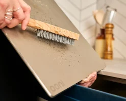 Brosse métallique racloir 2 en 1 Ooni