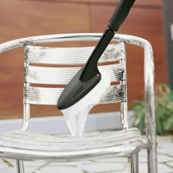 Brosse simple Karcher en plastique noir