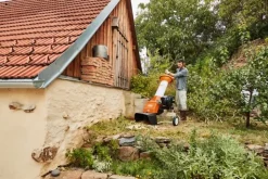 Broyeur de végétaux thermique Stihl GH370S