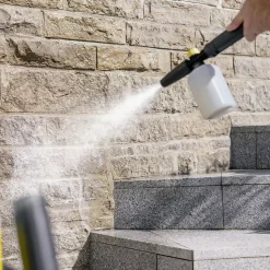 Canon mousse Karcher pour application de détergent facile