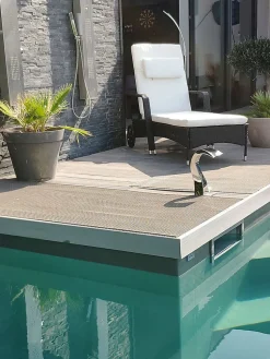 Cascade pour Piscine ou Spa Inox Fontaine Bassin Modèle Mini Demi Coeur Hauteur 30cm Largeur 16cm Profondeur 19cm Zenlys