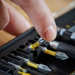 Coffret 32 embouts de vissage Stanley STA88557-XJ