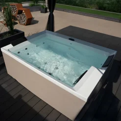 Jacuzzi d'extérieur NIMBUS DELUXE PURE - sans escalier et couverture thermique