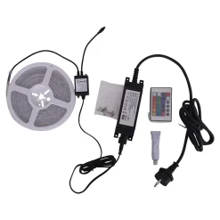 Le LED 'Stripe' outdoor 1000 cm, 36 watts, blanc chaud, avec changement de couleur, dimmable, télécommande et accessoires inclus