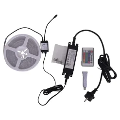 Le LED 'Stripe' outdoor 500 cm, 24 watts, blanc chaud, avec changement de couleur, dimmable, télécommande et accessoires inclus