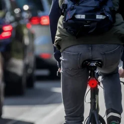 LED arrière et avertisseur de freinage automatique Urban Moov