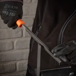 Lime triangulaire Magnusson 200 mm pour matéraux durs et acier