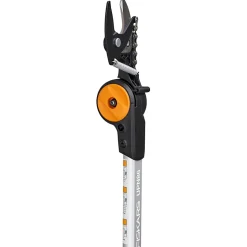 Lot Coupe-branches télescopique PowerGear™ Fiskars et scie de 47cm UPX80 Fiskars