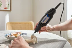 Mini outil Dremel 3200 filaire 130W - 90 accessoires