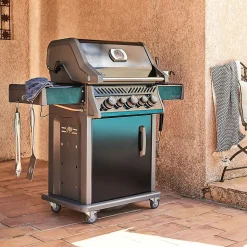 Pack Barbecue à gaz Rogue 425 RSB + Plancha
