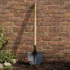 Pelle ronde de jardin avec manche en bois L.137 cm