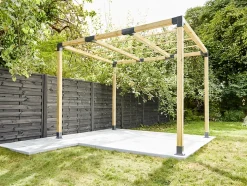 Poteau en bois Blooma vert 4,5 x 4,5 x h.180 cm