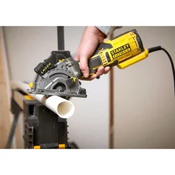 Scie circulaire multimatériaux Stanley Fatmax FME380K 650W