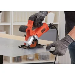 Scie Circulaire Sans Fil 18V Li-Ion BLACK+DECKER BES510K-QS Livrée avec 1 Batterie 2,5Ah, 1 Lame et un Chargeur 1A
