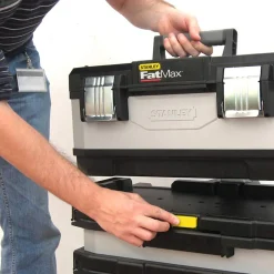 Stanley Servante d'atelier 63L bi-matière sur roulettes FatMax