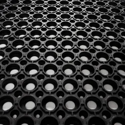 Tapis en caoutchouc perforé Caoutchouc naturel Noir 90 x 150 cm - Floordirekt