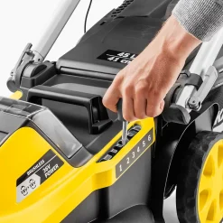 Tondeuse à gazon sans fil 36 V Karcher LMO 5-18 Dual avec 2 batteries 18V-5Ah- moteur brushless- autonomie 550 m²- coupe 41 cm